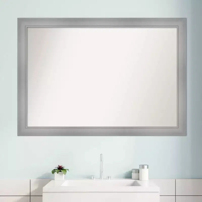 Specchio da parete per bagno Flair non smussato 40" x 28" nichel lucido - : Viti di montaggio incluse