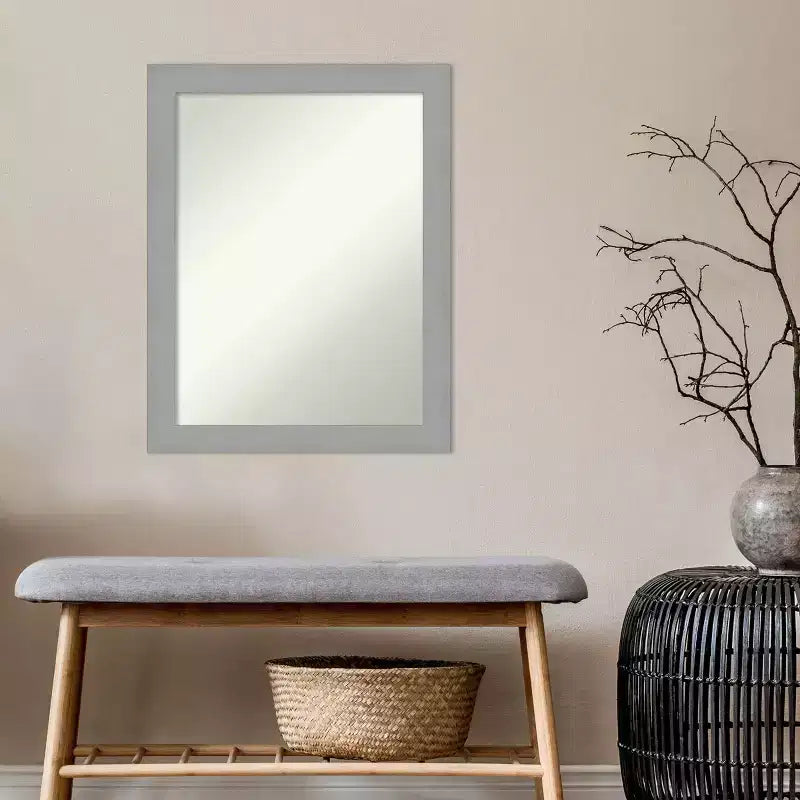 Specchio da parete rettangolare non smussato da 22" x 28" in nichel spazzolato - : Moderno, include accessori per il montaggio