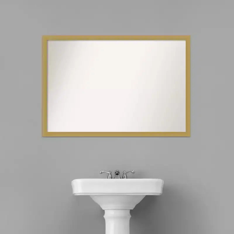 38" x 26" Specchio da Parete Stretto Grace Non Smussato Oro Spazzolato - : Rettangolare, Montaggio a Parete, Cornice in Polistirene